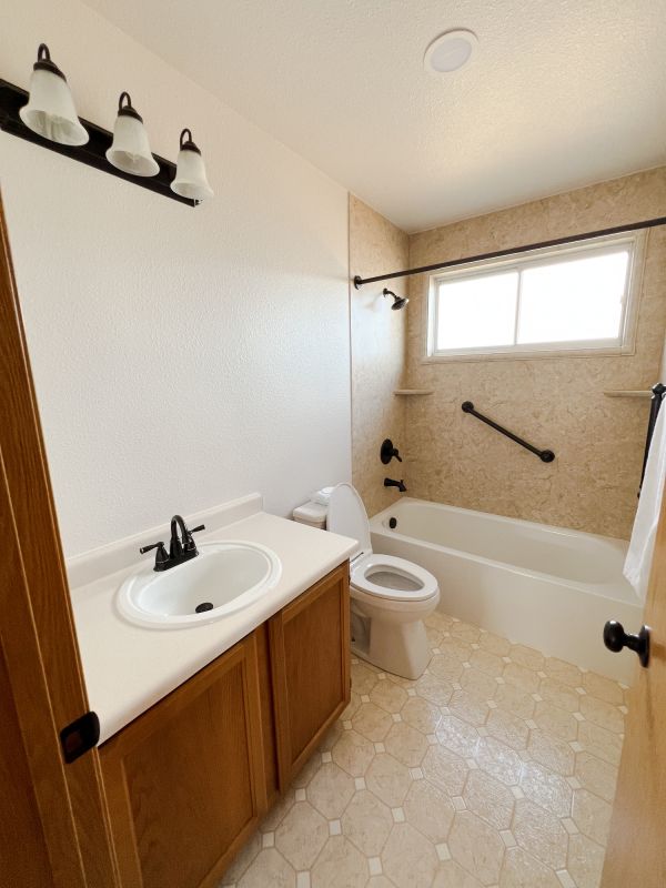 Top Bathroom Remodeling Companies in Warrenville, IL